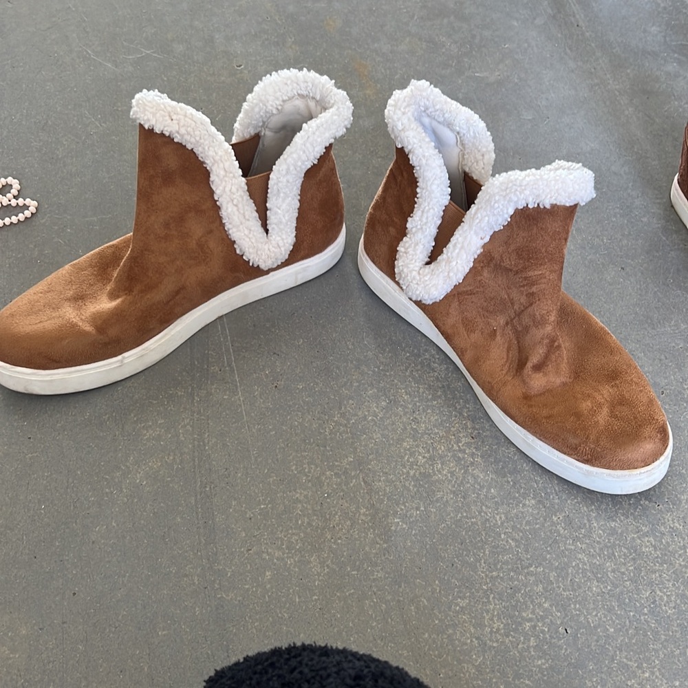 Winter booties - Picture 2 of 2